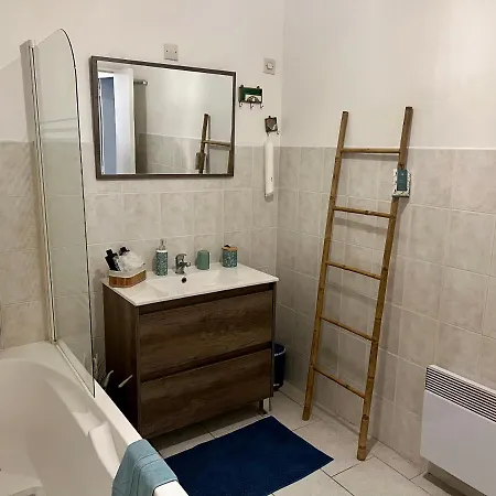 Apartment Au Calme - Proche Centre Chalons-en-Champagne